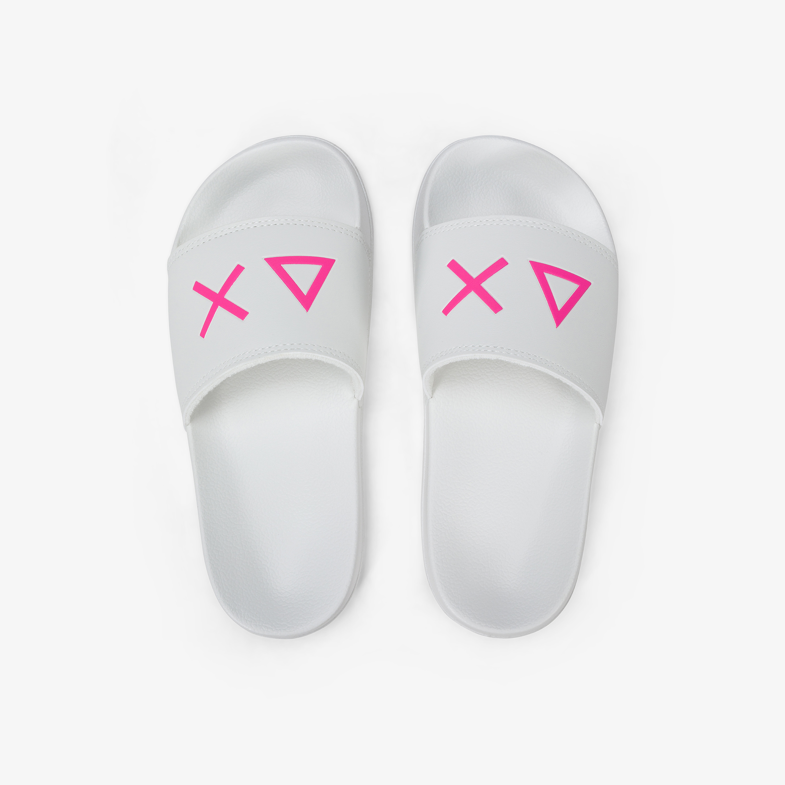 Girl's slippers logo (teen)