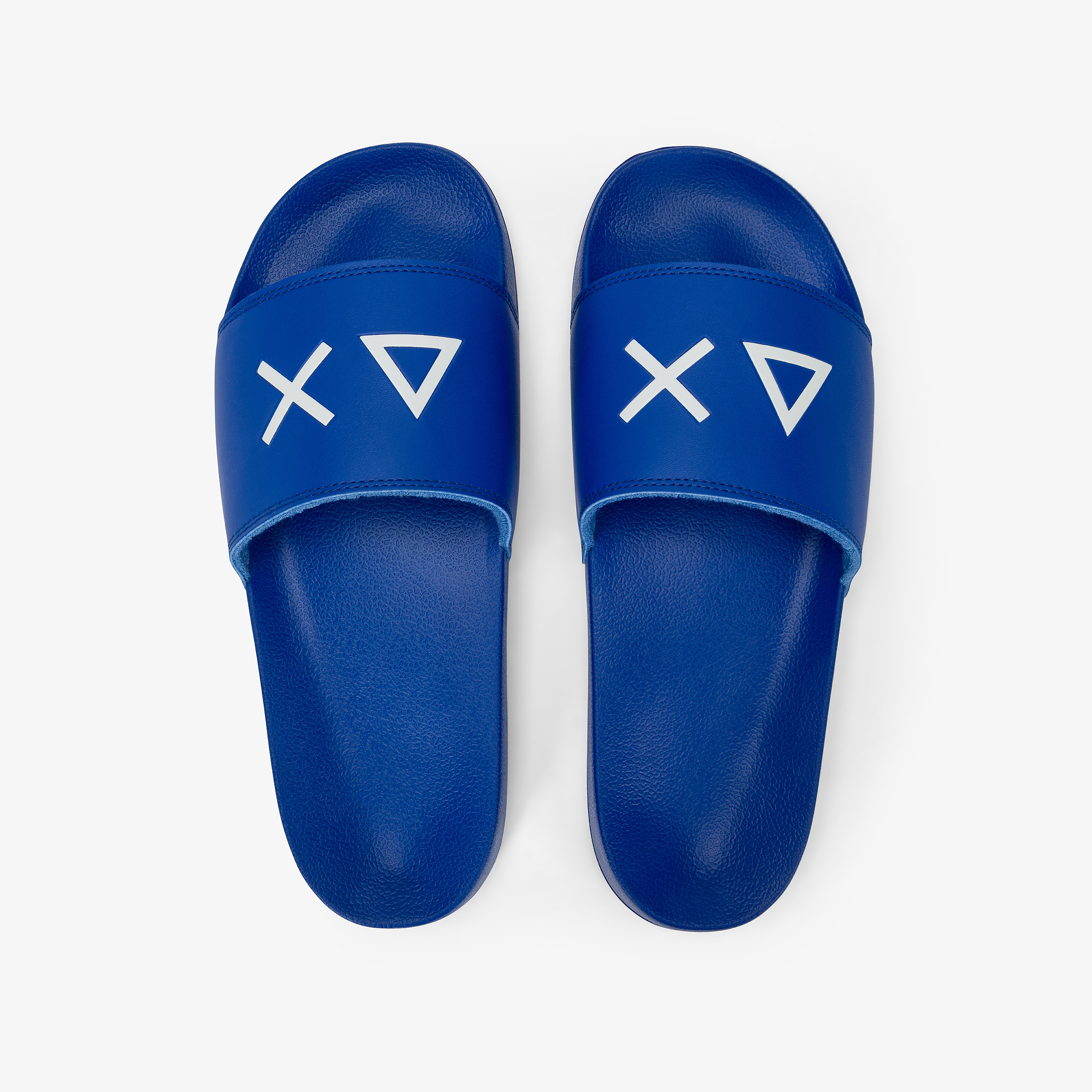 Slippers logo