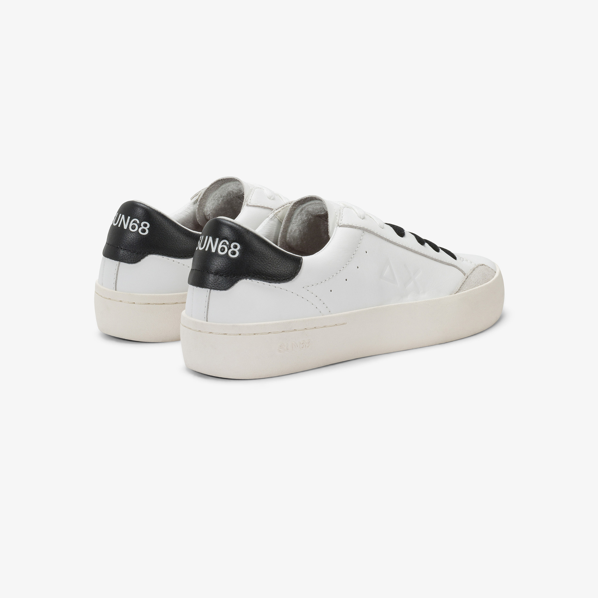 Black Street Leather sneaker