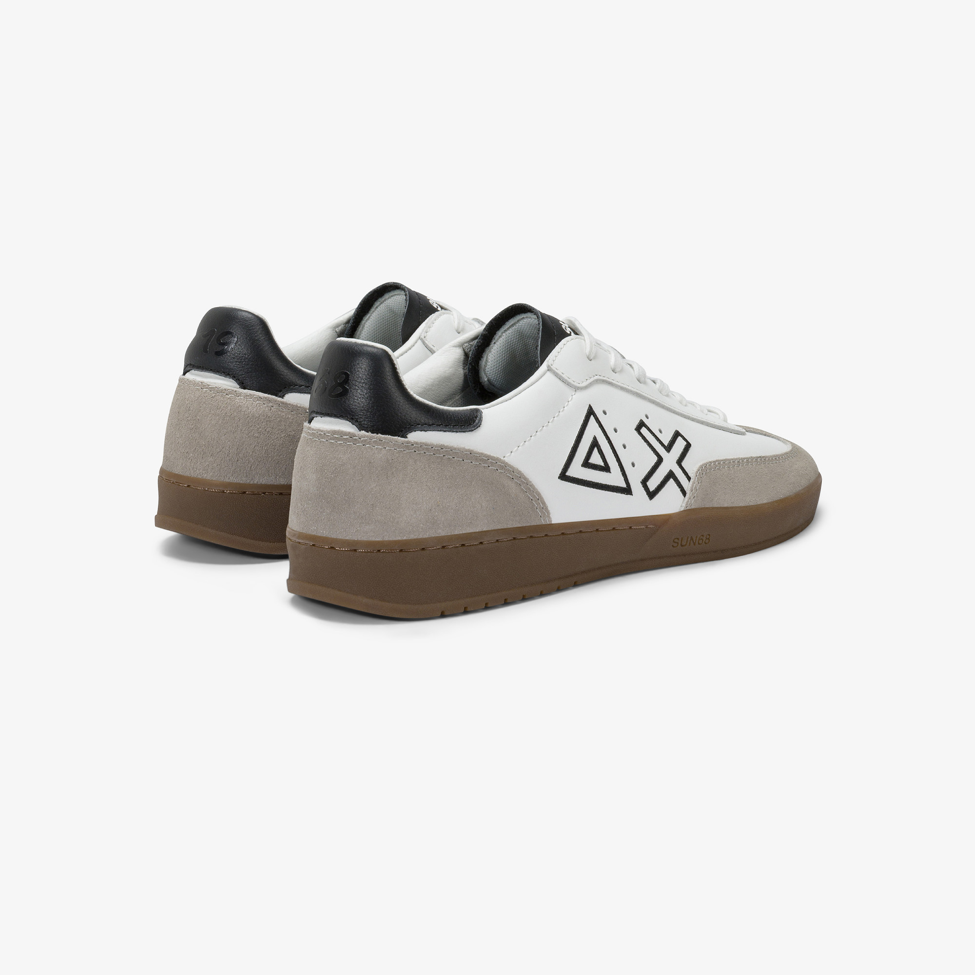 White California Sun leather sneaker