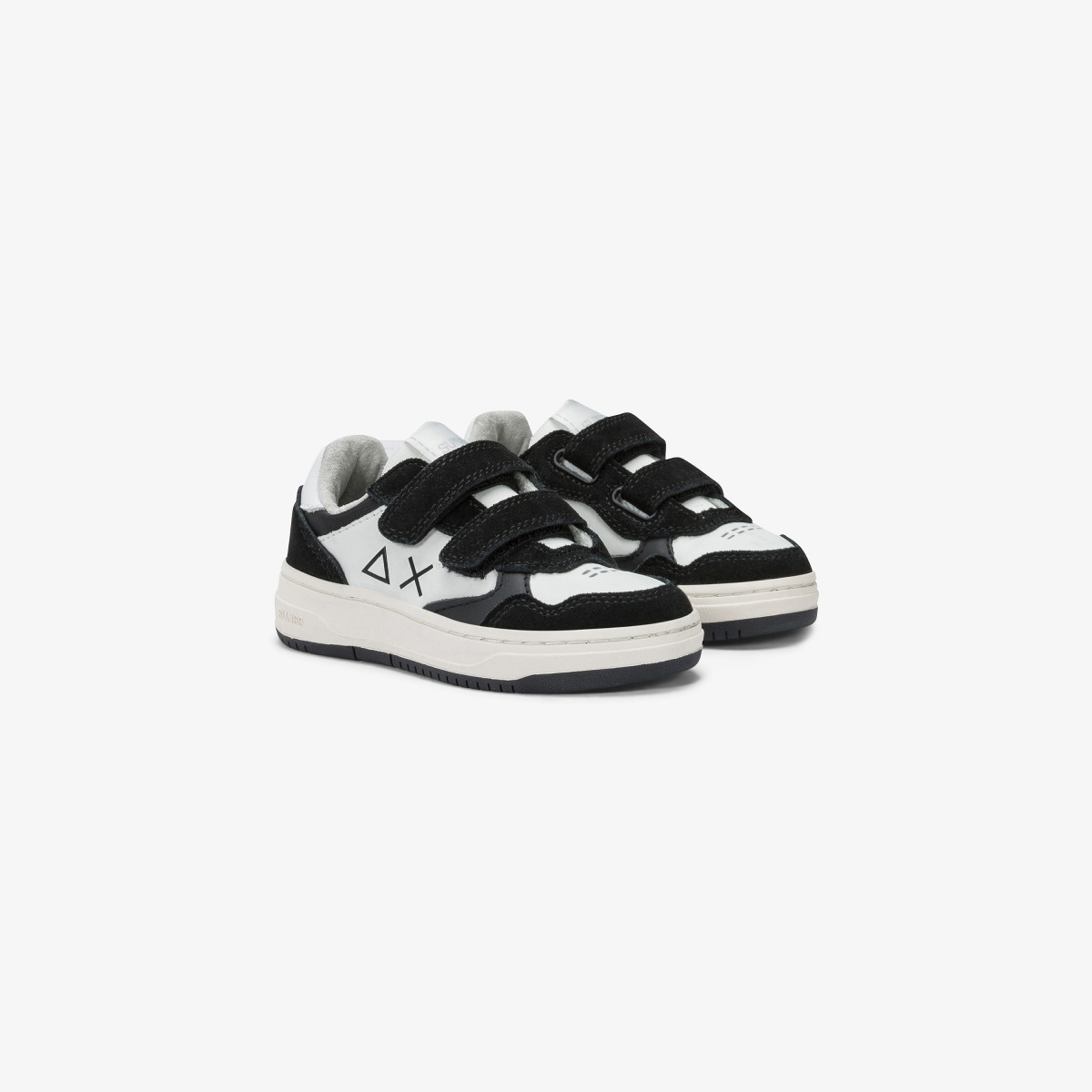 Sneaker Boy's Big Basket in pelle nera