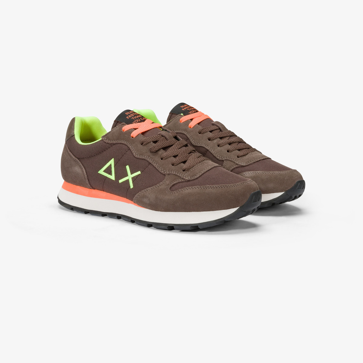 Sneaker Tom Fluo in nylon e suede MARRONE
