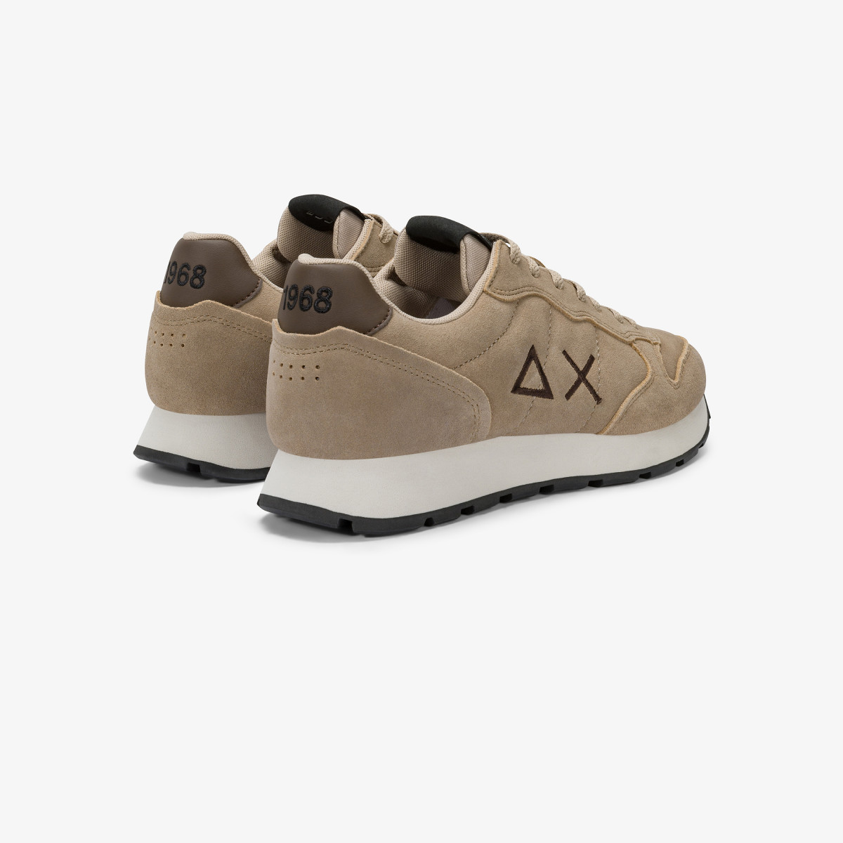 Dark beige Tom suede sneaker