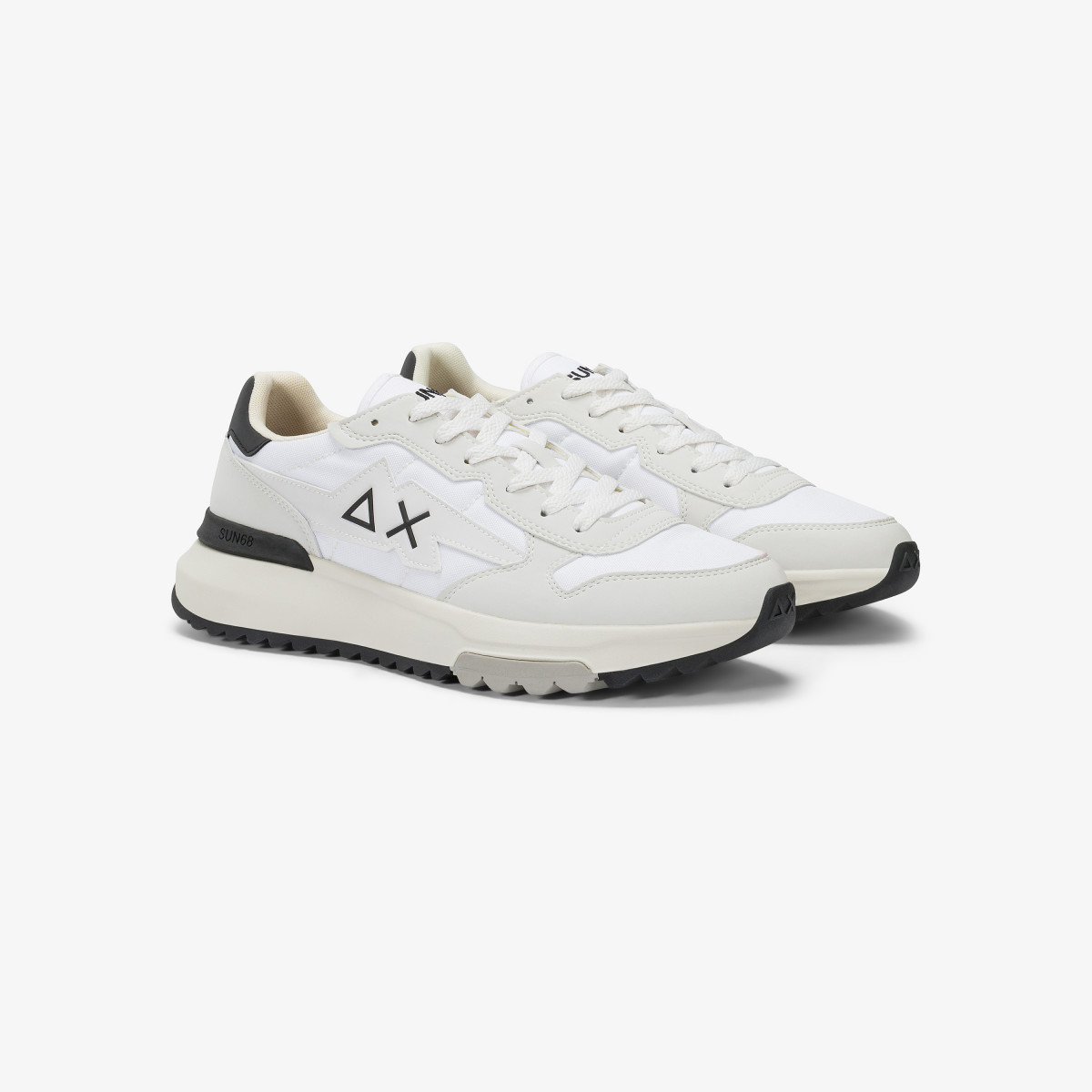 White Niki 2.0 Solid nylon and pu sneaker
