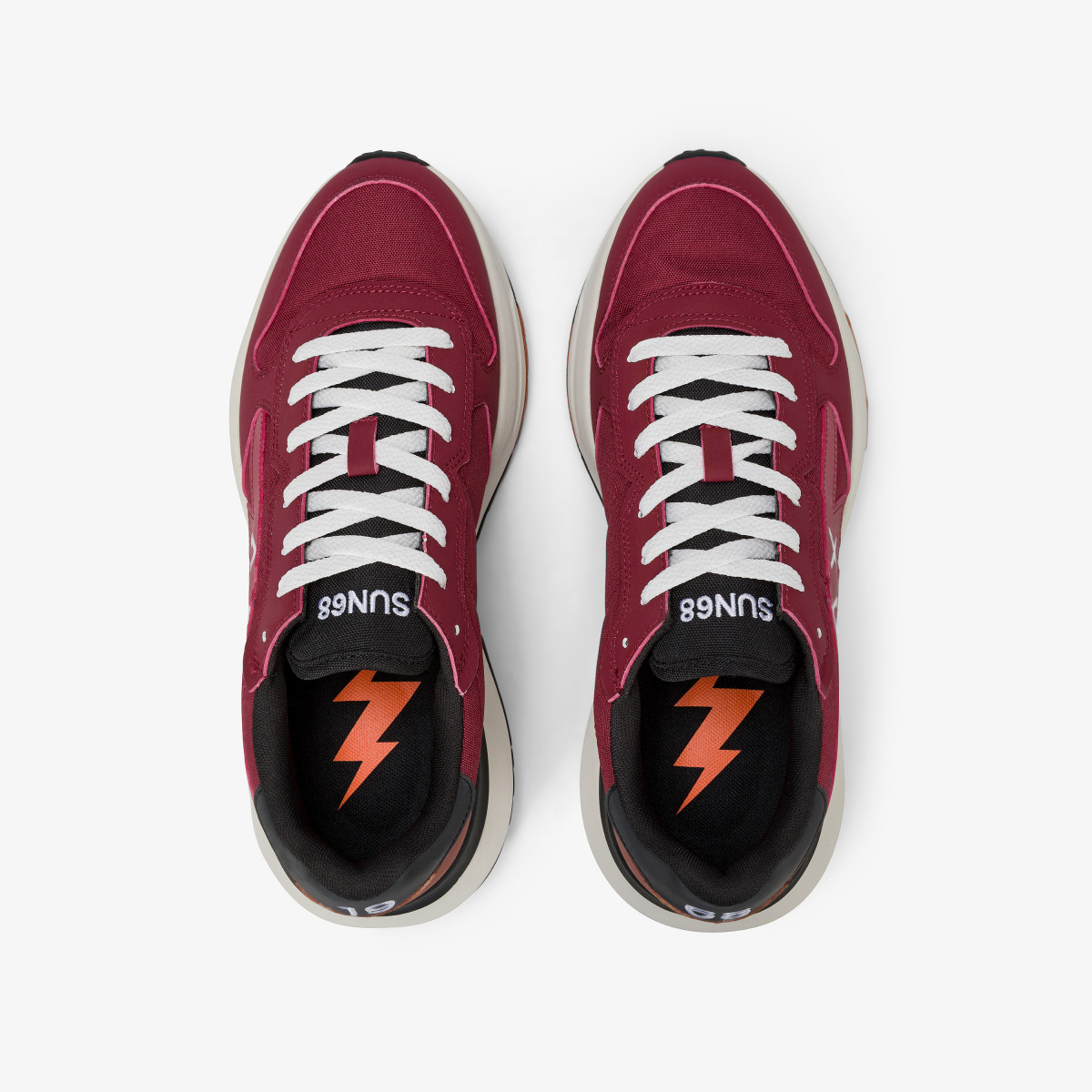 Bordeaux Niki 2.0 Solid nylon and pu sneaker