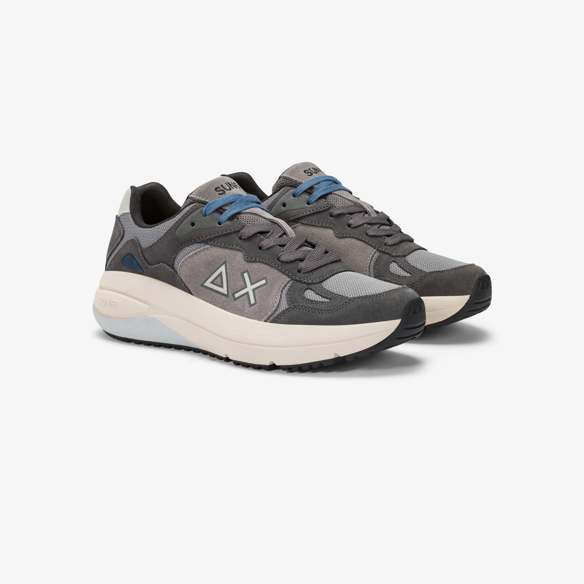 Medium grey Jupiter Suede sneaker with logo