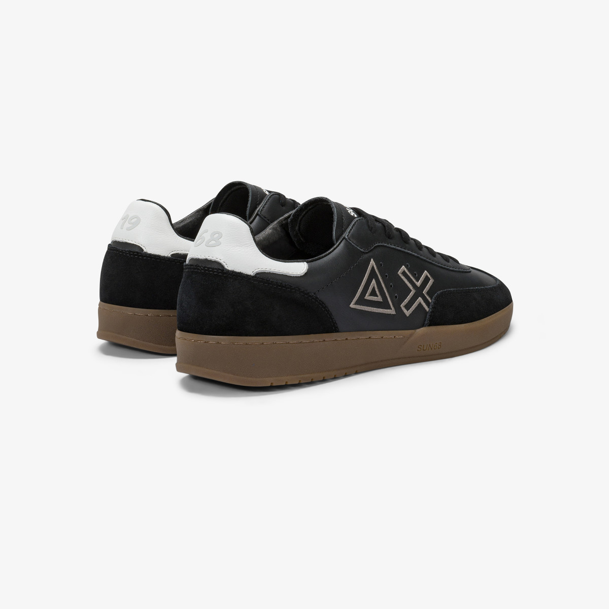 Black California Sun leather sneaker