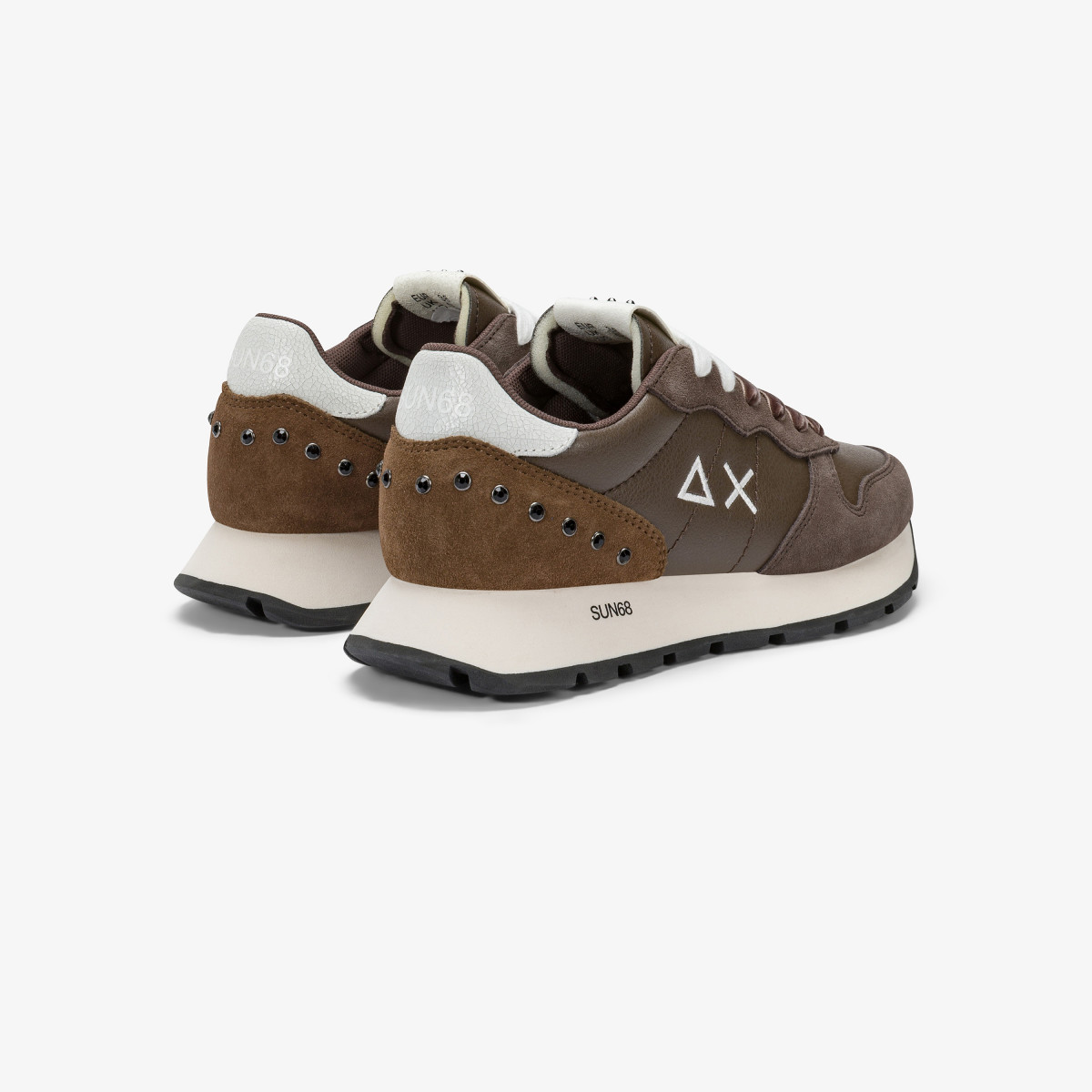 Sneaker Ally Studs in similpelle e suede marrone