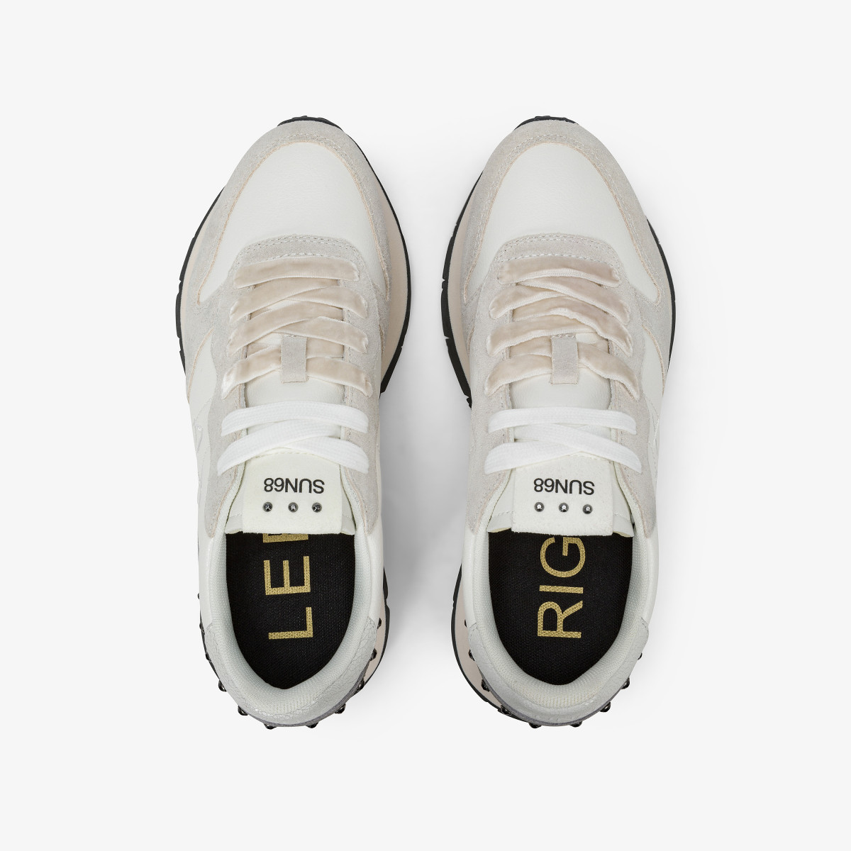 Sneaker Ally Studs in similpelle e suede bianco panna