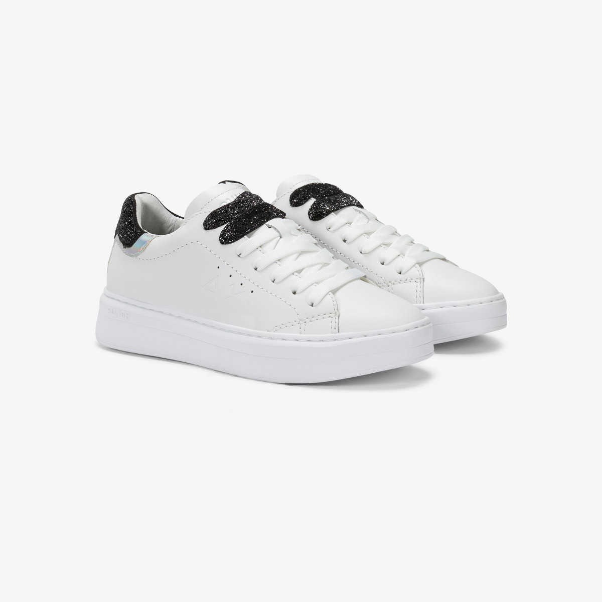 White/black Grace leather sneaker