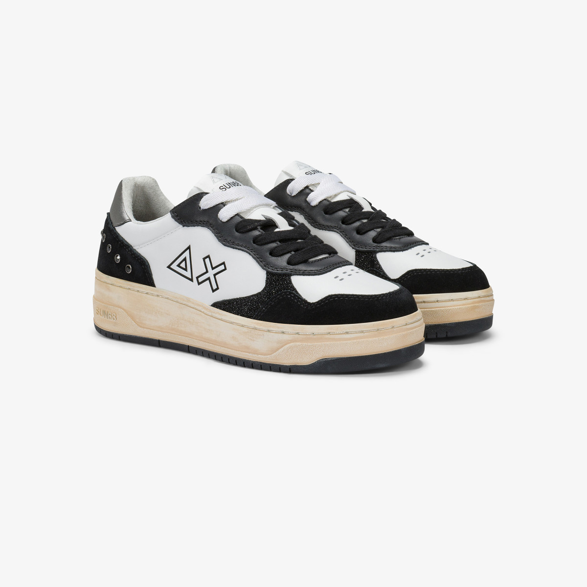 Black Basket Love Lady leather sneaker