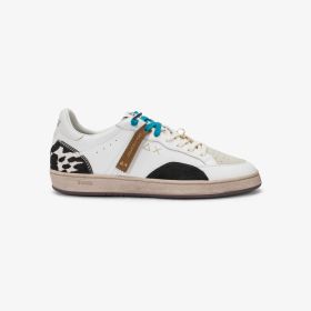 Sneaker Urban Street in pelle con charm bianco/nero