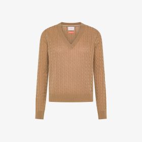 Maglia in lana a trecce con scollo a V cammello