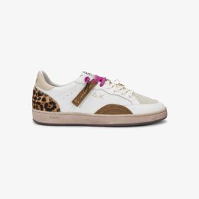 Sneaker Urban Street in pelle con charm bianco/marrone volpe